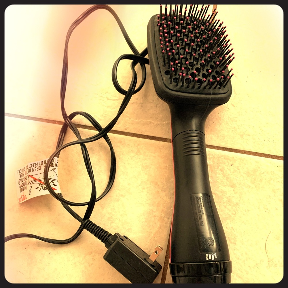 Revlon Blow Dry Brush